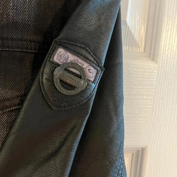 Men’s Black Denim Jacket with Faux Leather sleeves - Picture 4 of 12